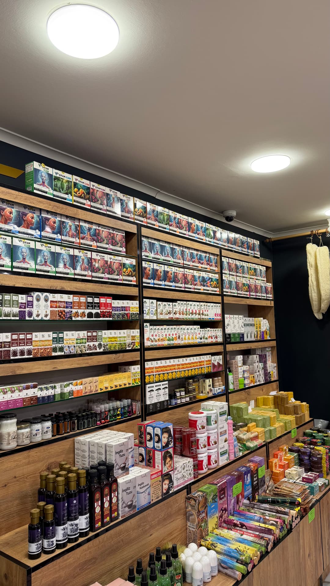 Kuzey Kuruyemis - Urun raflari